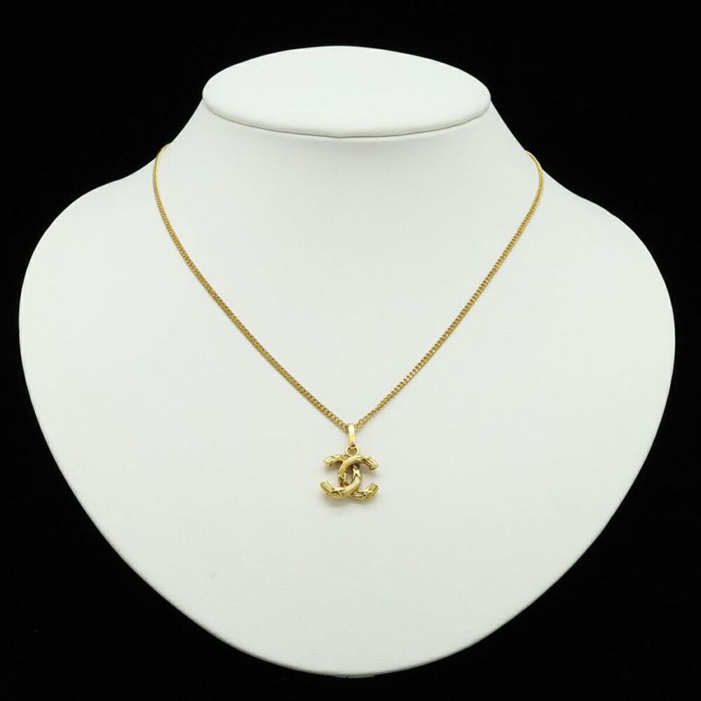 Chanel Coco Mark Chain Necklace Pendant Gold - Picture 6 of 6